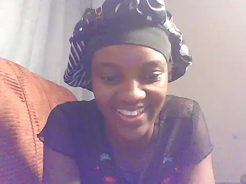 PrettySlimdiva – live chatrum