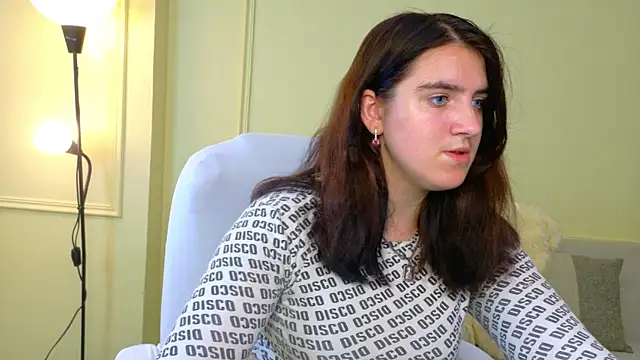 AnnaKimburli – Naživo chatovacia miestnosť