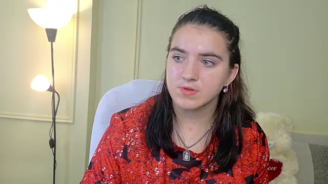 AnnaKimburli's Live Chat Room