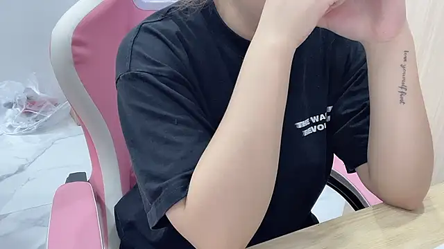 Phòng Chat Trực Tiếp Sachiko18