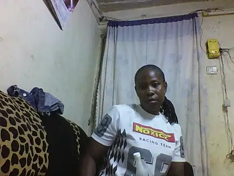Chat ao vivo de hotnshy01