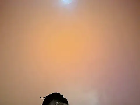 חדר צ'אט בשידור חי של Norrah_