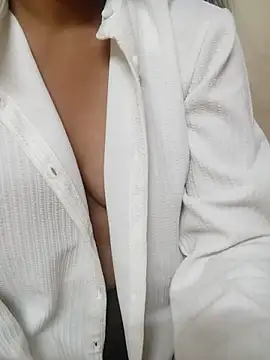 shivani_jha_ Ruang Obrolan Langsung