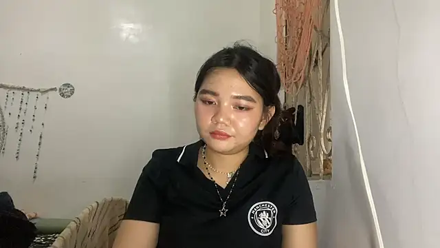 Živá chatovací místnost YasminMunir