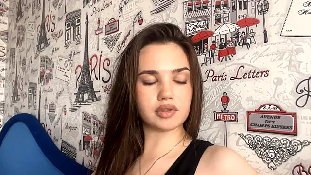 غرفة دردشة AngeliaCagnon المباشرة