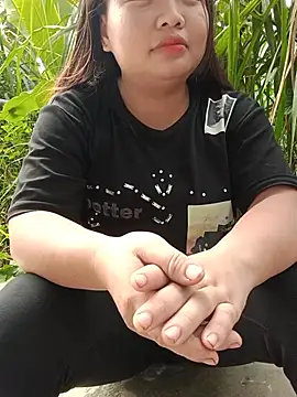 Mie_999 লাইভ চ্যাট রুম