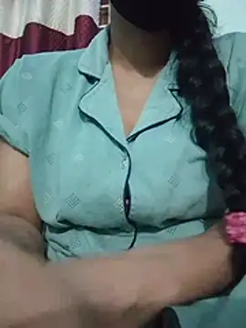vaishnavi-telugu06 Adlı Modelin Canlı Sohbet Odası