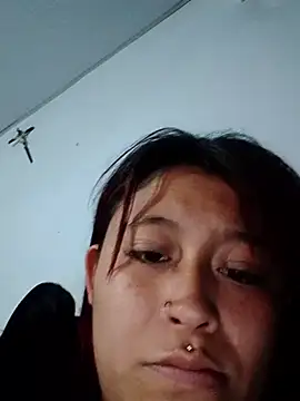 Mely_pinkk Adlı Modelin Canlı Sohbet Odası
