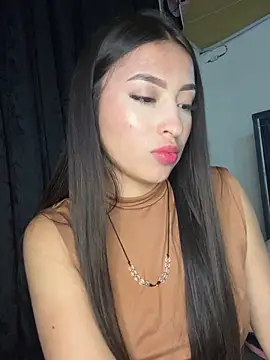 MilanaItze_ – live chatrum