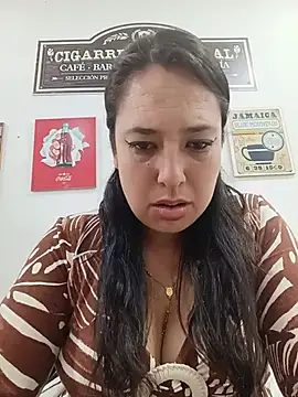LIZETH_09's Live Chat Room