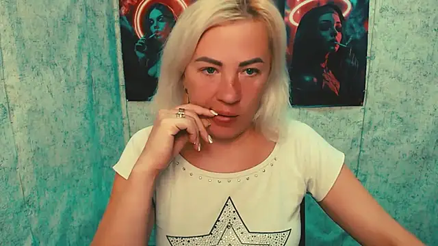 Sala de chat ao vivo de LilaCandy6