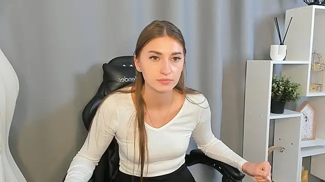 Živá chatovací místnost RhebaTancredi