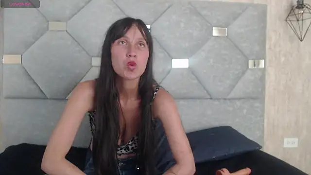 Sala de chat en directo de Sofia1_911
