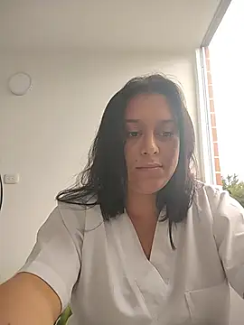 Queen-yessi12 live-chat rom