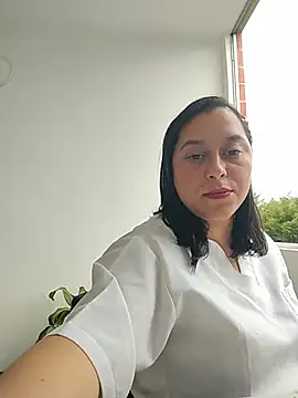 Queen-yessi12 Live Chatraum
