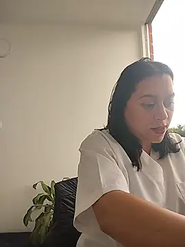 Queen-yessi12 Cameră chat live