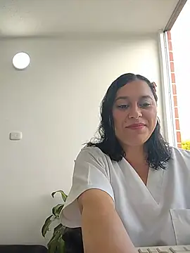 Queen-yessi12 – live chatrum