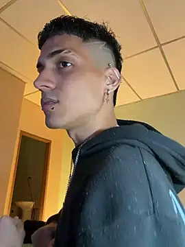 Baby_luka webcam show