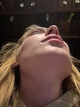 Živá chatovací místnost dirtylittlefantasy