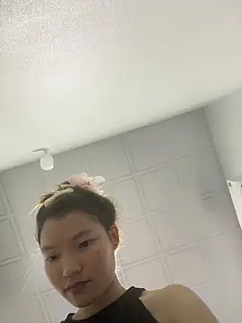 MilySexy68 Live Chatrum