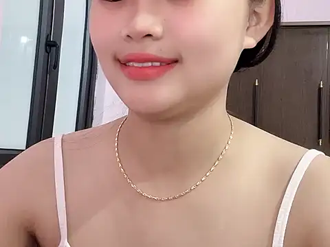 Živá chatovací místnost ThuPhuong858