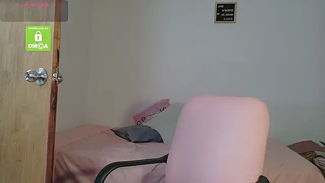 jane_madmax's Live Chat Room