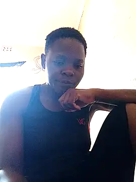 BUBBLY-QWEEN Live chatroom