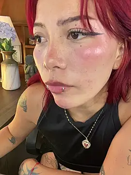 edenivy_n Live chat-huone