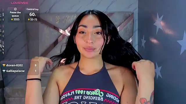 חדר צ'אט בשידור חי של sara_lux_t