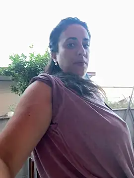 Elizaboth Adlı Modelin Canlı Sohbet Odası