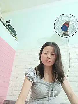 cutefix's Live Chat Room