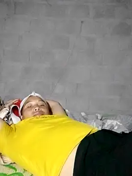 nami-2k লাইভ চ্যাট রুম