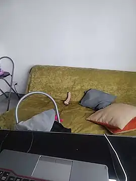 Онлайн чат Andrea_tasty_ofc