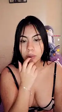 Živá chatovací místnost zuryyy