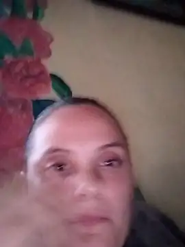 Chatroom en direct de adrienn01