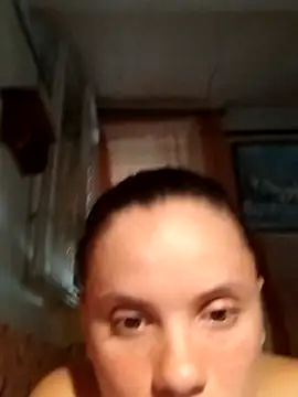 adrienn01 – live chatrum