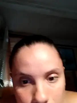 adrienn01 Live Chatraum