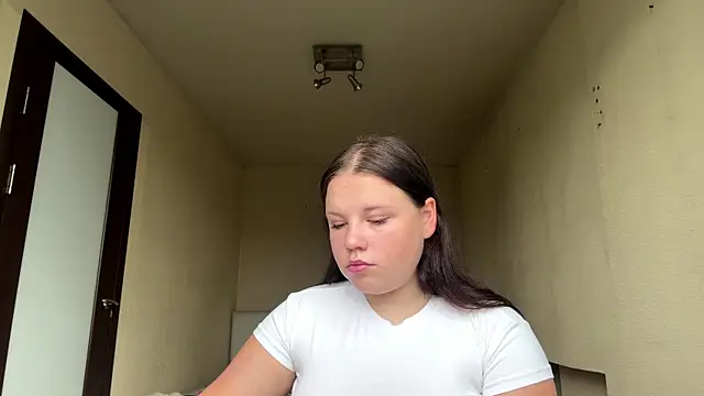 LianalimonLin Live chat-huone