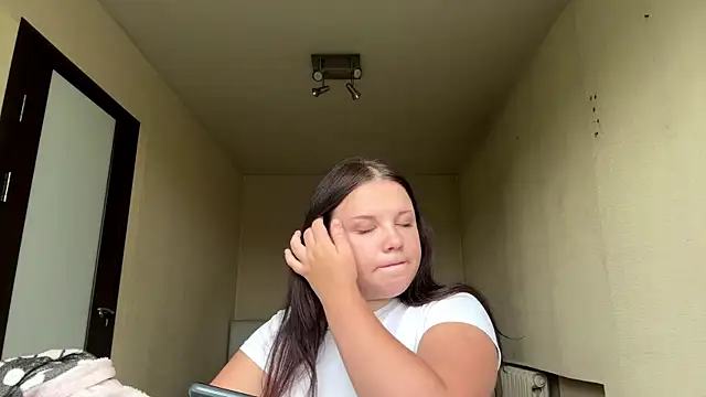 LianalimonLin Live chat-huone