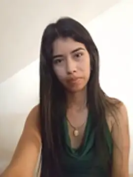 Phòng Chat Trực Tiếp Alana_2026