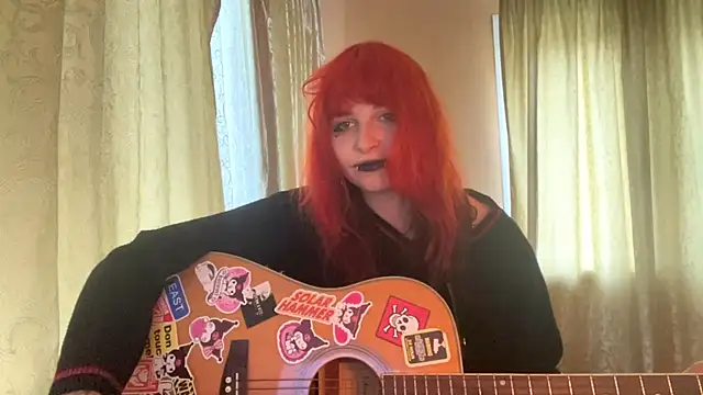 غرفة دردشة LyndseyCronshaw المباشرة