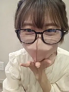 sakioshiri – live chatrum
