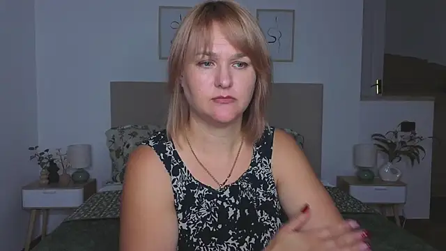 Živá chatovací místnost Your_Mashaa