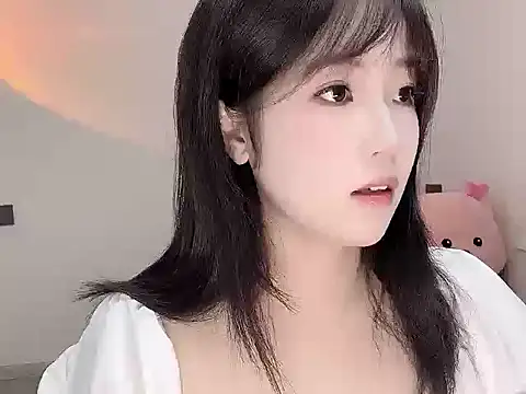 غرفة دردشة YIYI_0102 المباشرة