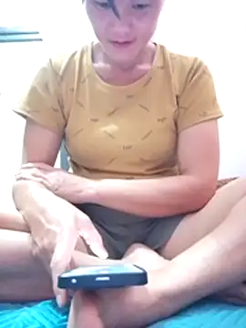 Qing-201 Live Chatrum