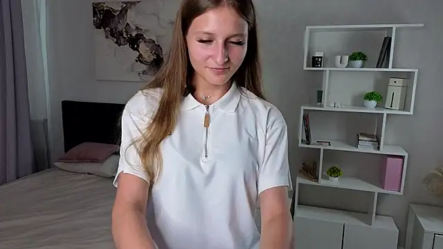 ErinnReburn Adlı Modelin Canlı Sohbet Odası