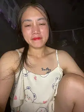 Chiip-bong's Live Chat Room