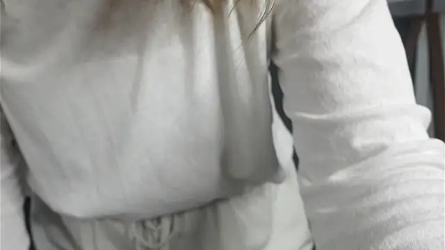 ห้องแชทสดของ IsobelBoderick