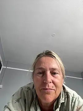 Blondnboujee53 Live Chatraum