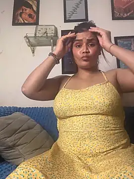 Leena_singh2 Adlı Modelin Canlı Sohbet Odası